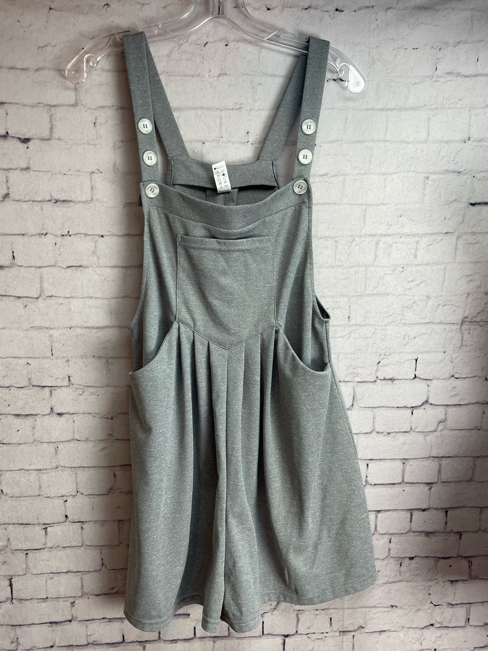 Halara size medium gray short overalls